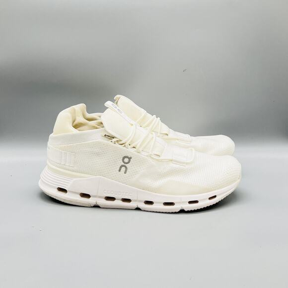 On Shoes Mens 10.5 White Mesh Cloudnova CloudTec Road Running Athletic Sneakers
